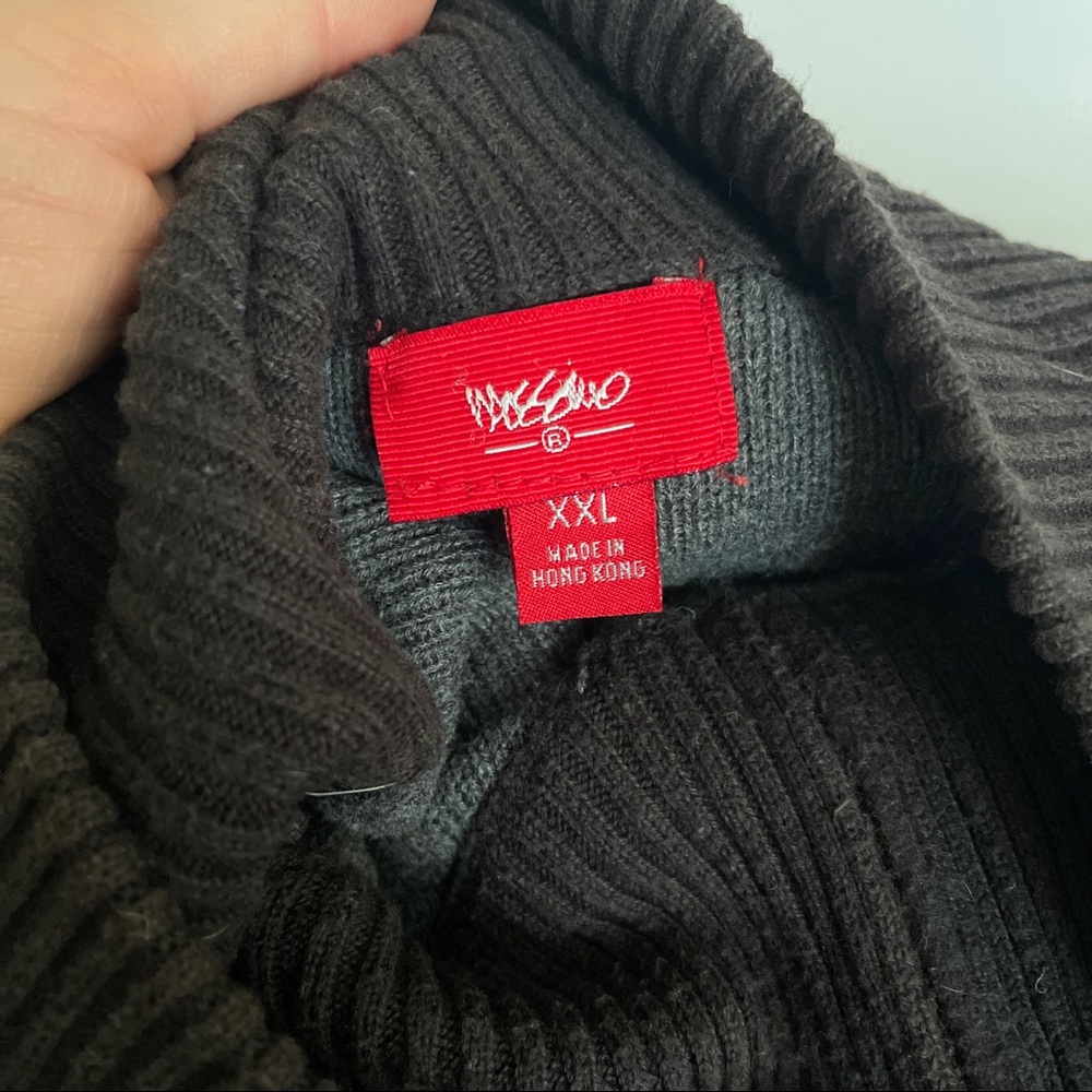 Mossimo sweater - Picture 5 of 5